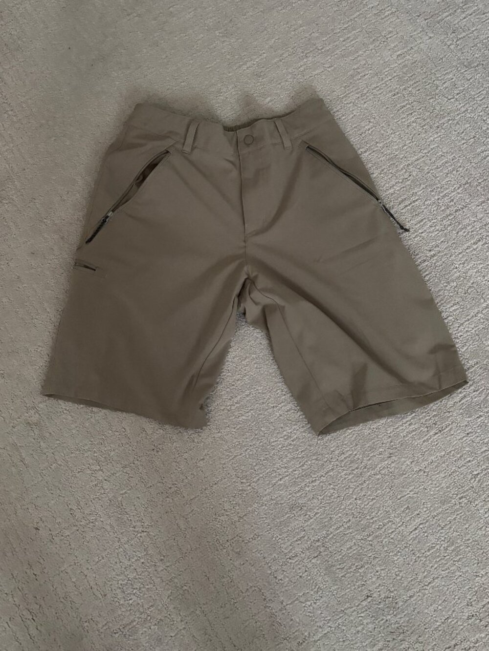Columbia Mens Cargo Shorts Zipper Pockets Beige Like New Small 30